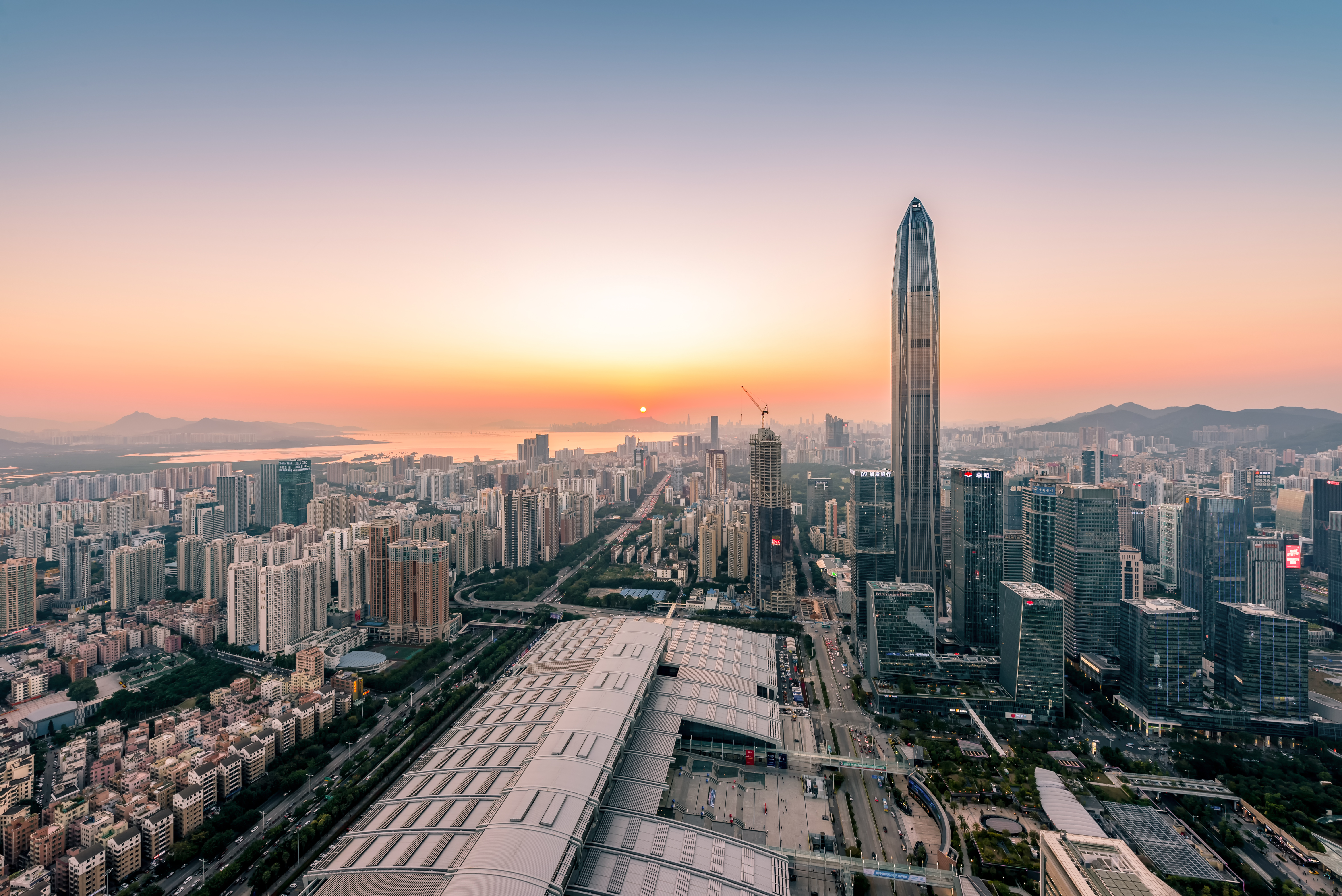 深圳商报 | 304am永利集团董事长兼CEO陈宁： 推动深港创新企业合作